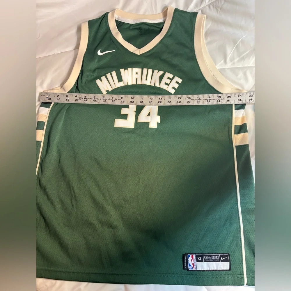 GIANNIS ANTETOKOUNMPO MILWAUKEE BUCKS NIKE SHIRT JERSEY YOUTH XL (18/20)48 GREEN